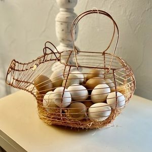 Copper wire basket-PIG shape with eggs. Eggs are lifelike. Adorable!